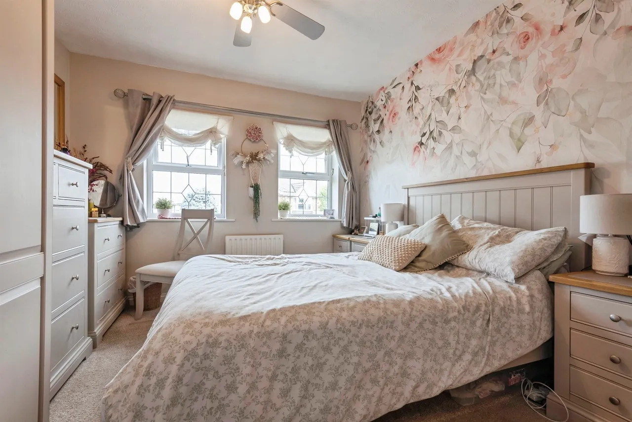 Besford Close, Luton, LU2, photo 7