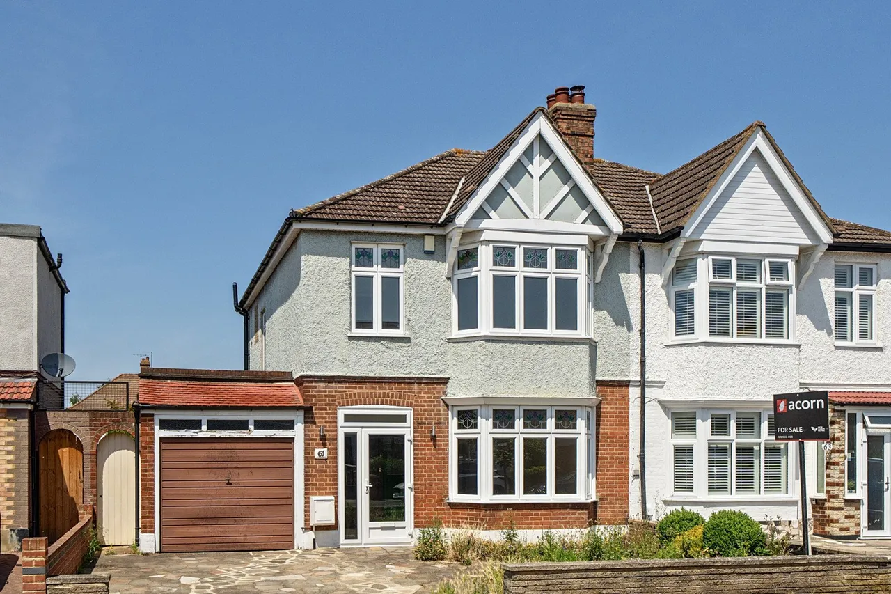 3 bed house for sale — Crantock Road, SE6