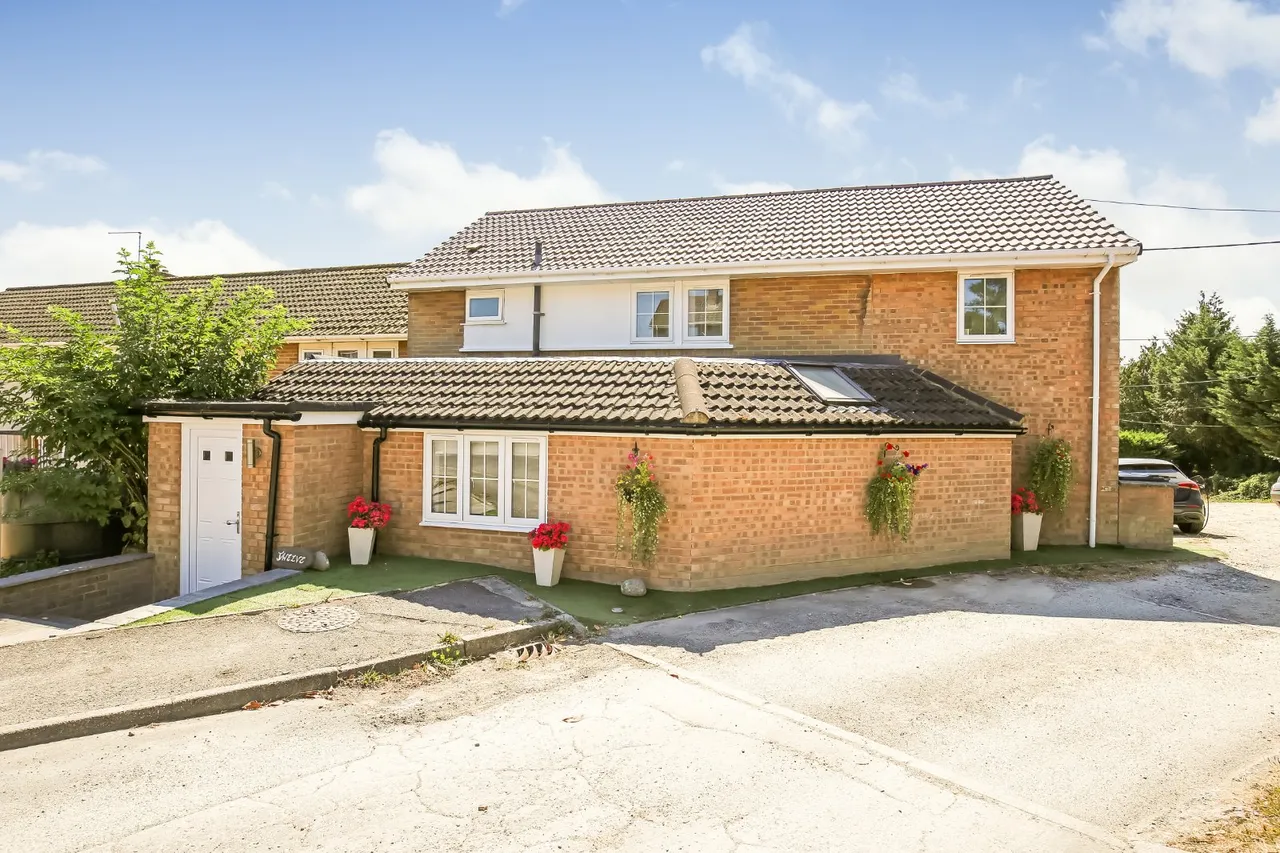 Whitlock Rise, Bishopstone, Salisbury, Wiltshire, SP5 4AG, photo 16