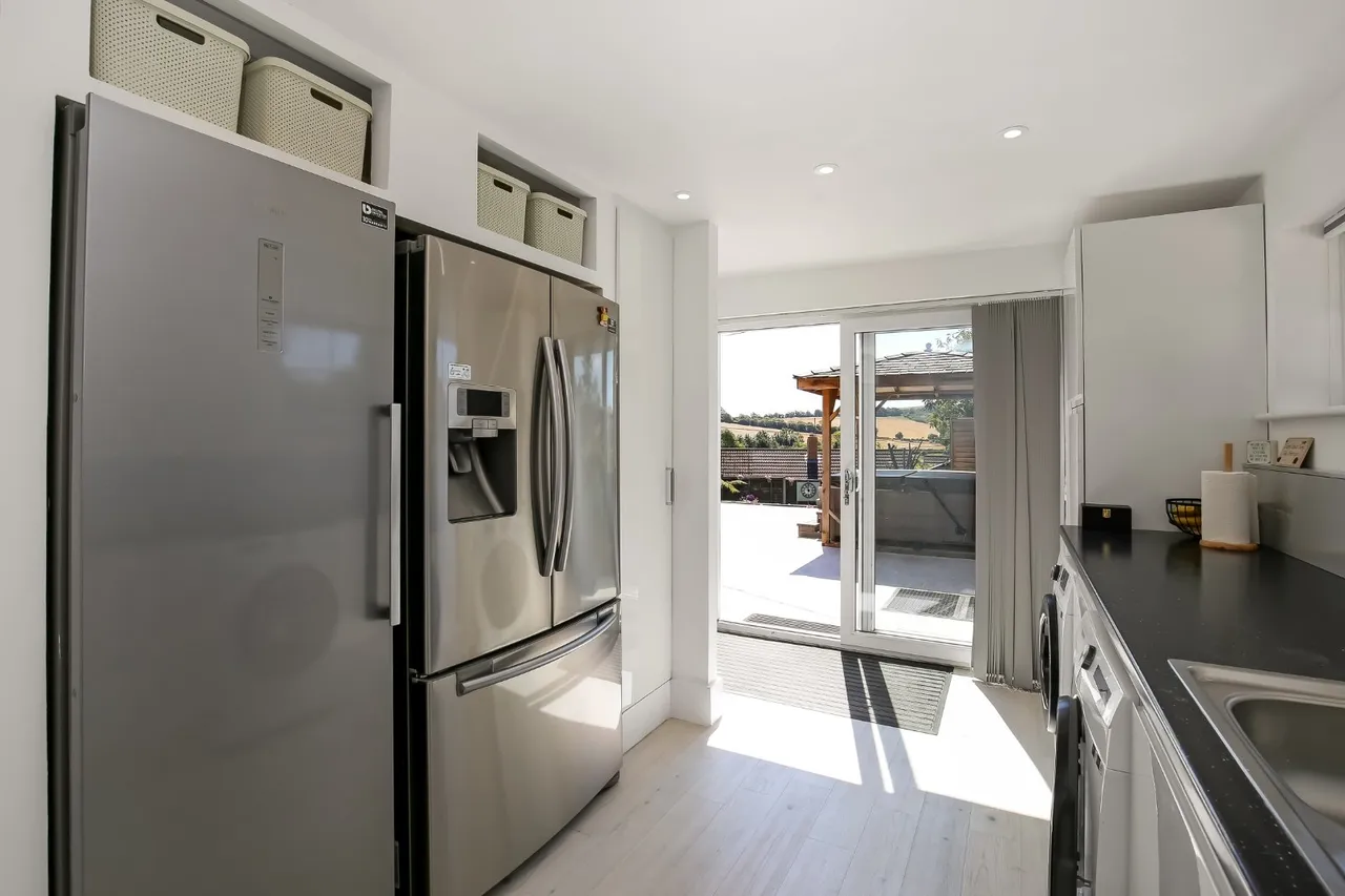 Whitlock Rise, Bishopstone, Salisbury, Wiltshire, SP5 4AG, photo 13