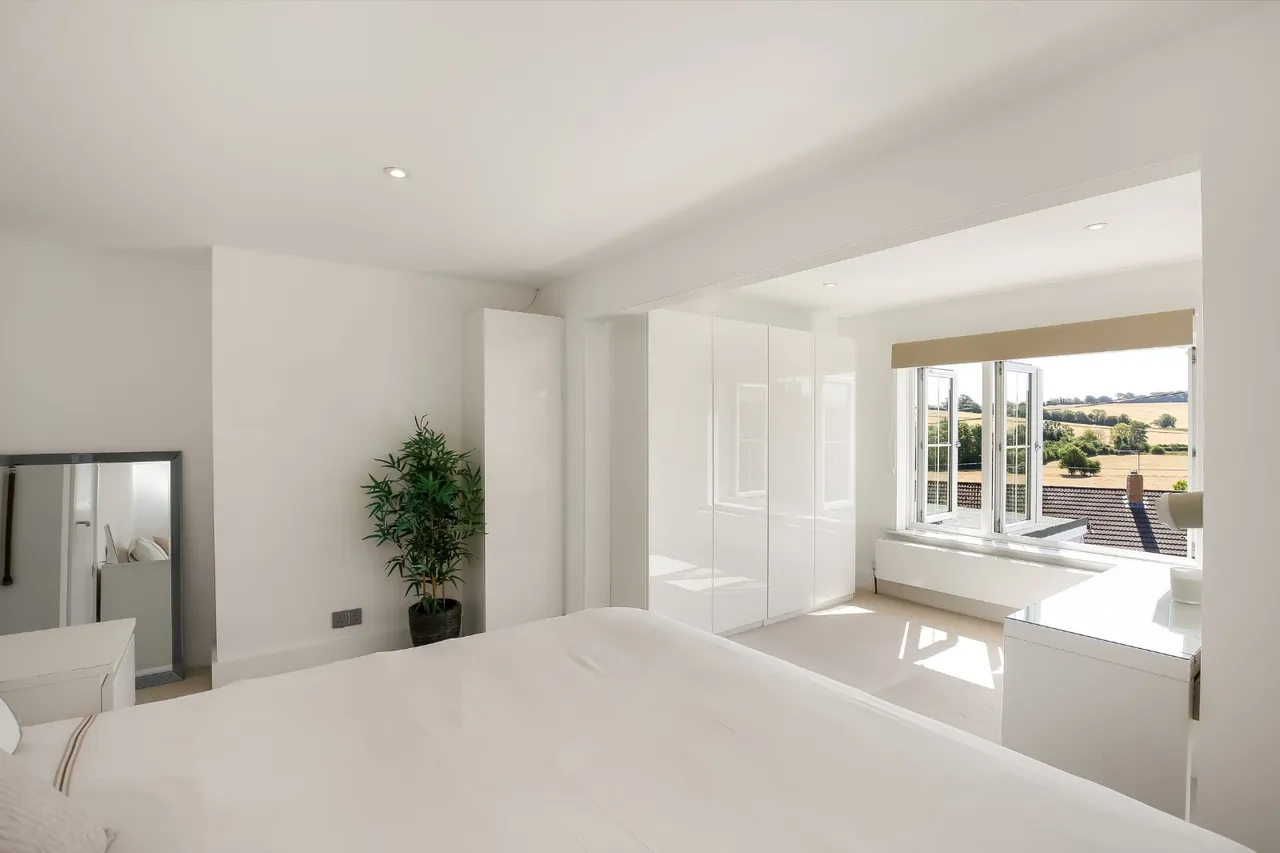 Whitlock Rise, Bishopstone, Salisbury, Wiltshire, SP5 4AG, photo 9