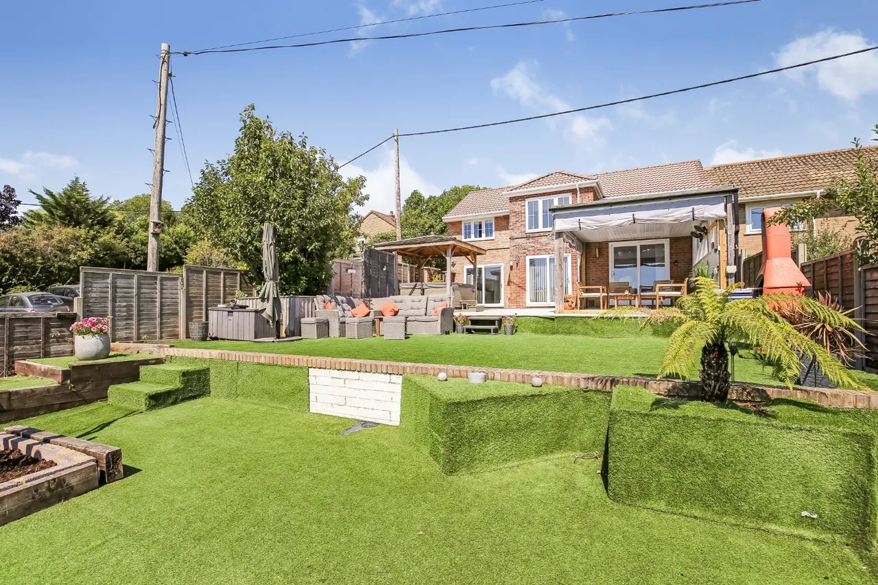Whitlock Rise, Bishopstone, Salisbury, Wiltshire, SP5 4AG, photo 15