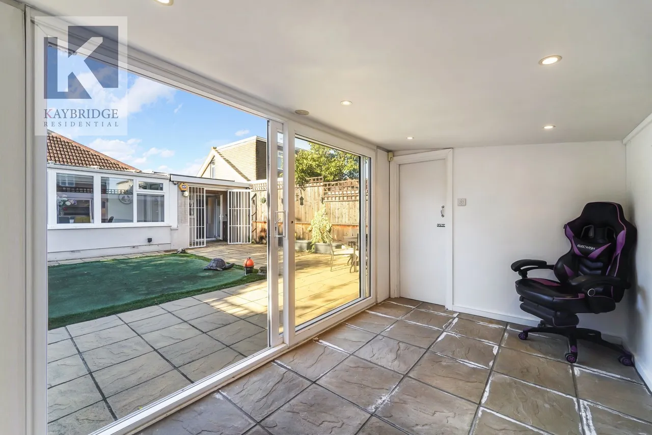 Riverview Road, Epsom, KT19, photo 12