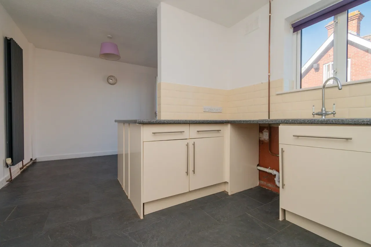 Deane Close, Whitstable, CT5, photo 8