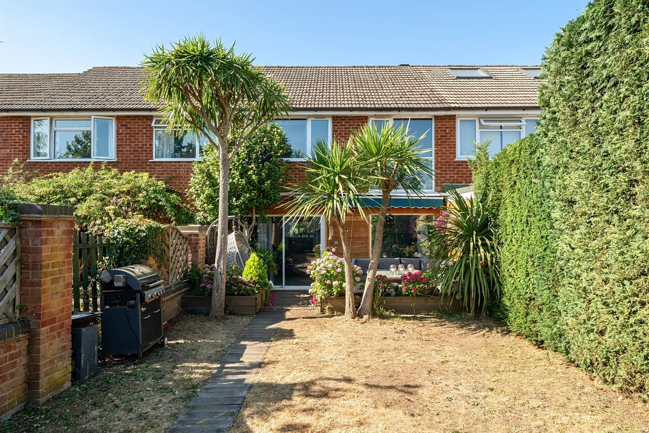 Courtfield Drive, Maidenhead, SL6, photo 12