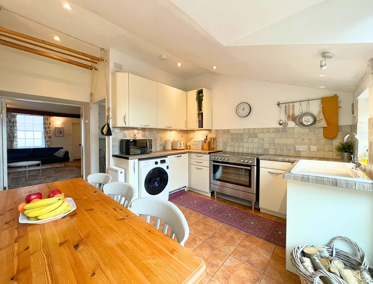 St John Street, Monmouth, NP25, photo 5