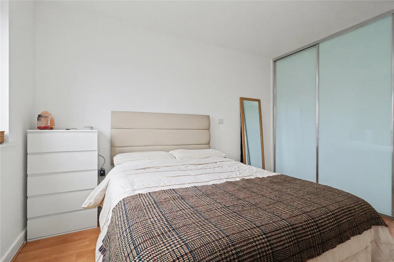 Park Heights, Constitution Hill, GU22, photo 16