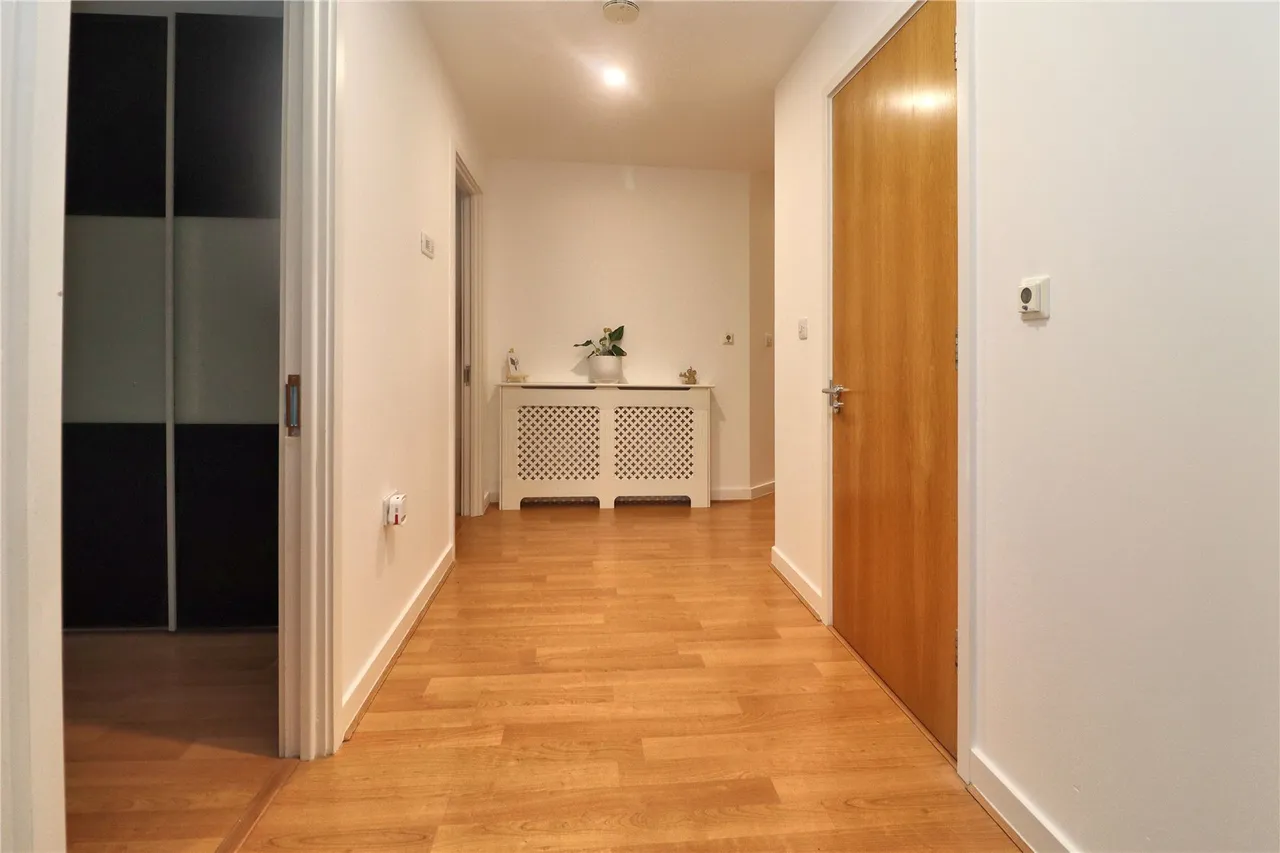Park Heights, Constitution Hill, GU22, photo 17