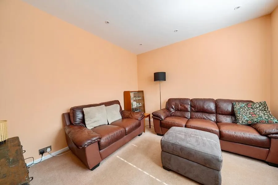 Delta Road, Chobham, GU24, photo 13