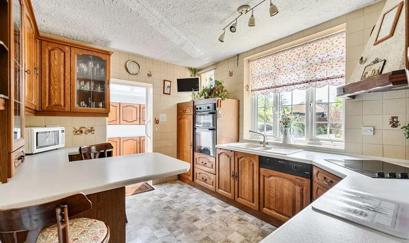Grange Road, Leatherhead, KT22, photo 13