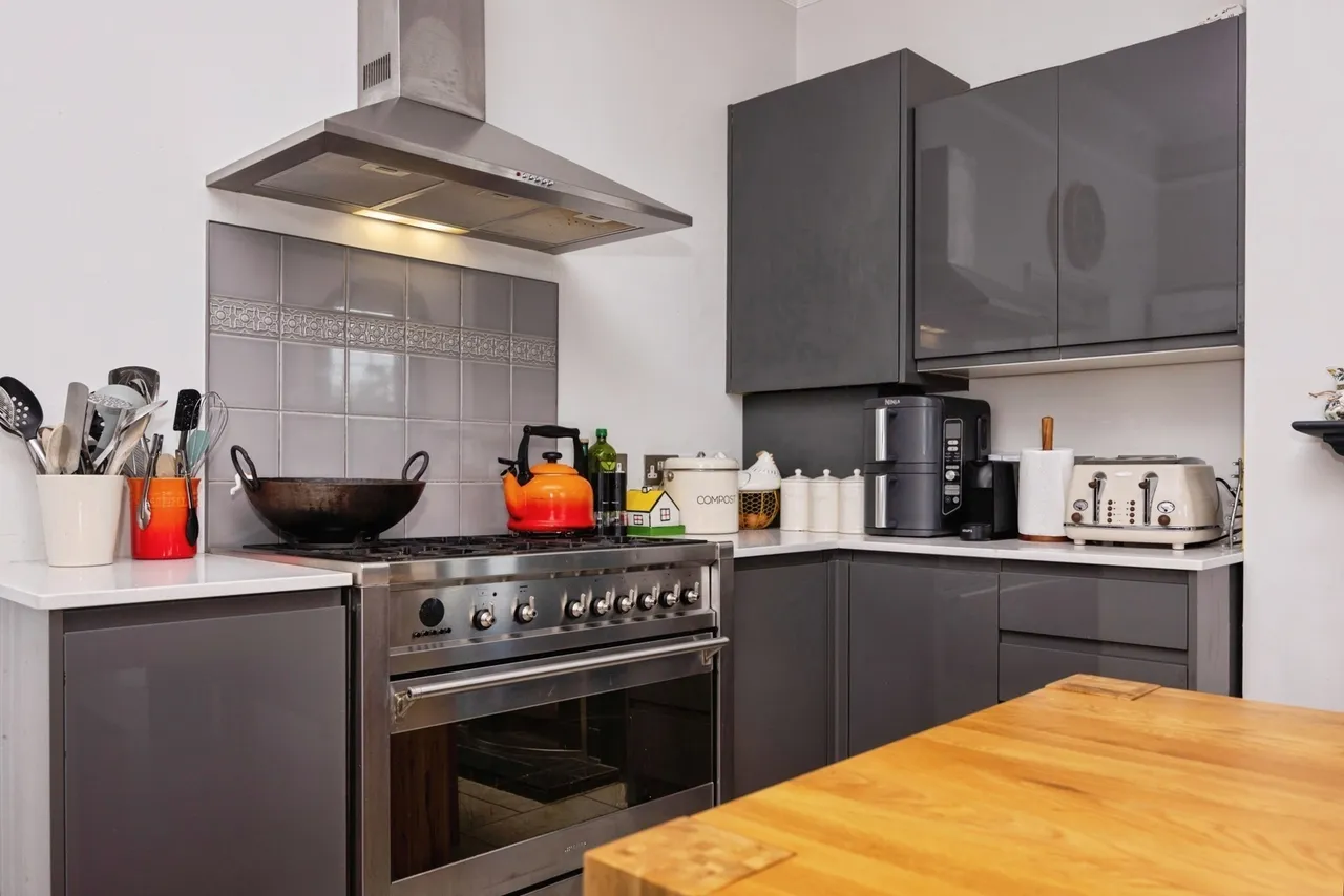 Nightingale Road, Godalming, GU7, photo 5