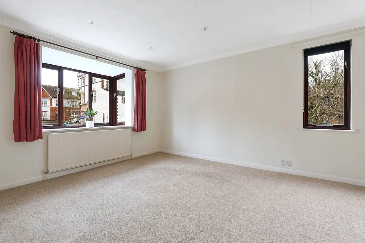 Holmesdale Road, Reigat, RH2, photo 8