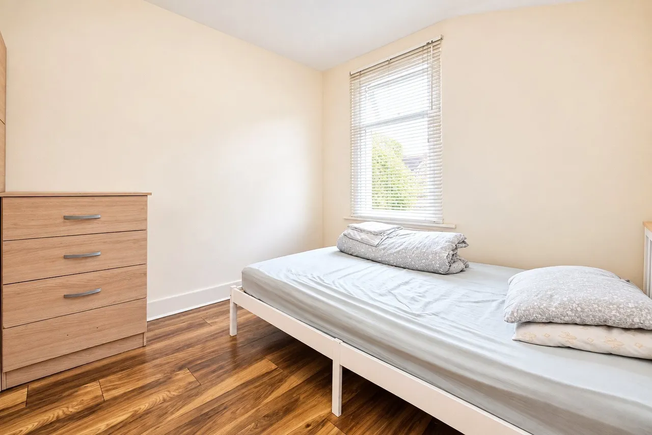 Berkeley Road, Manor Park, London, E12, photo 12