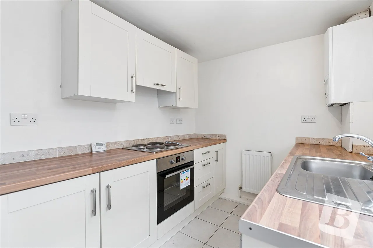 Suffolk Road, Gravesend, DA12, photo 3