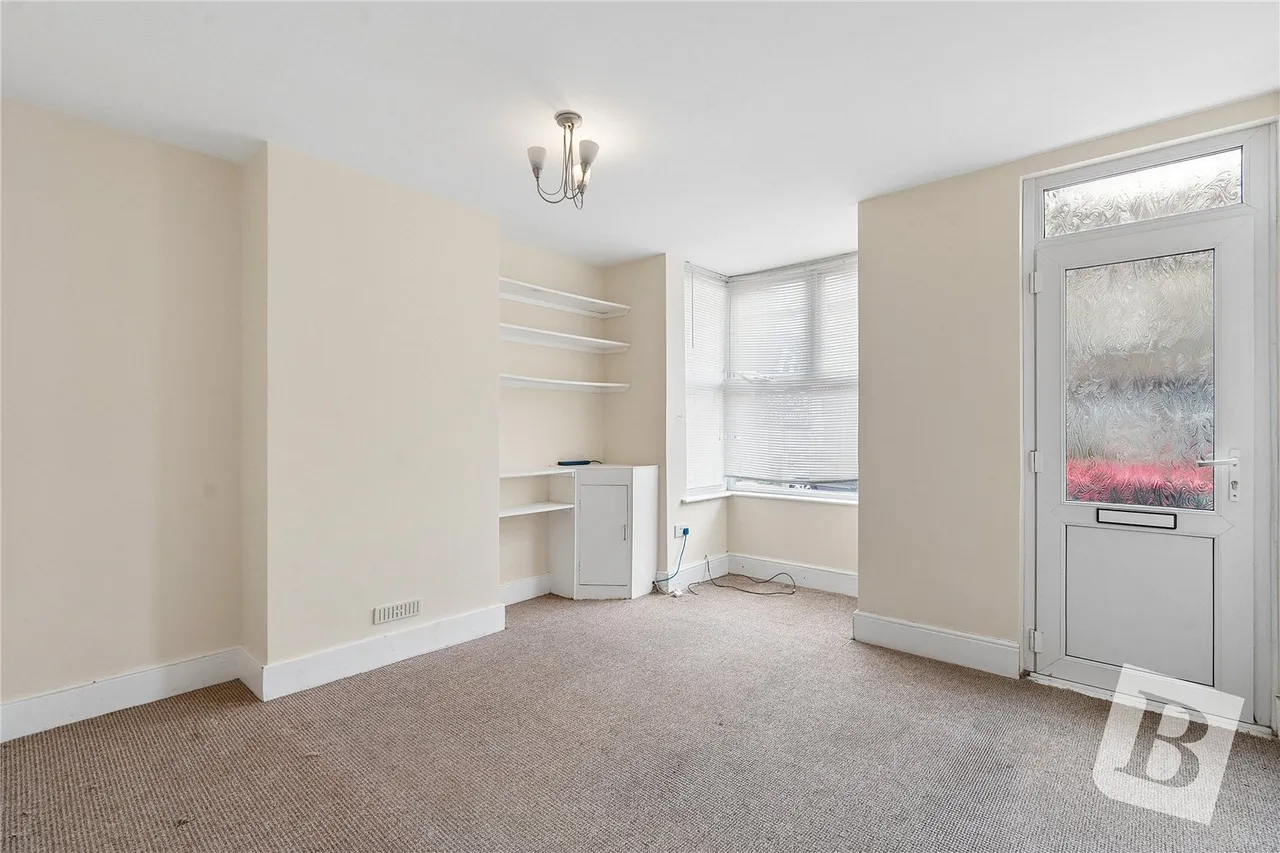 Suffolk Road, Gravesend, DA12, photo 2