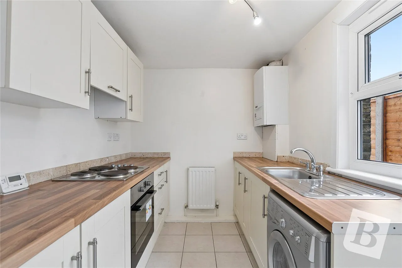 Suffolk Road, Gravesend, DA12, photo 12