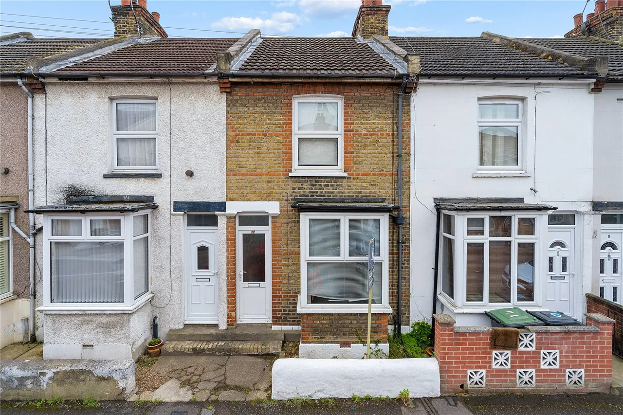 2 bed house for sale, Suffolk Road, Gravesend, DA12