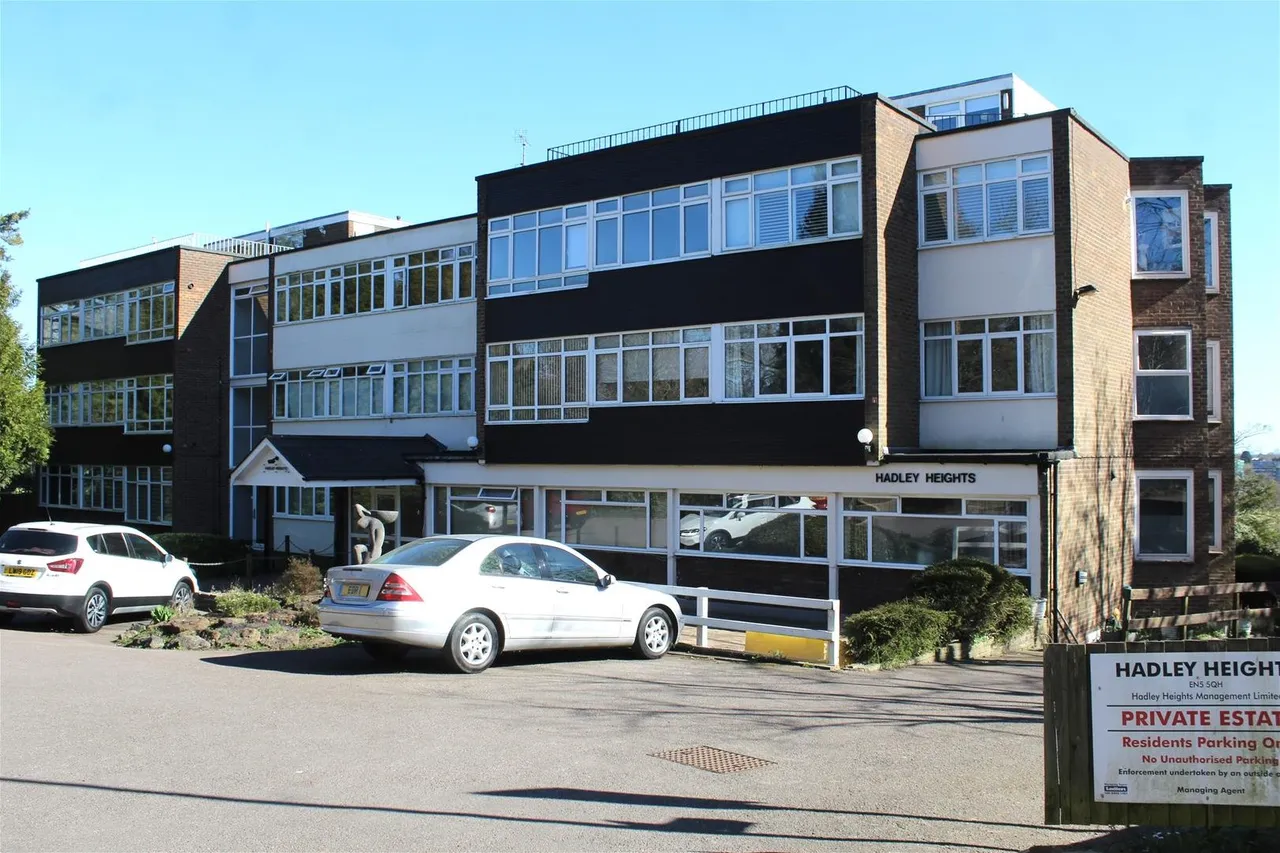 Hadley Road, Barnet, EN5, photo 13
