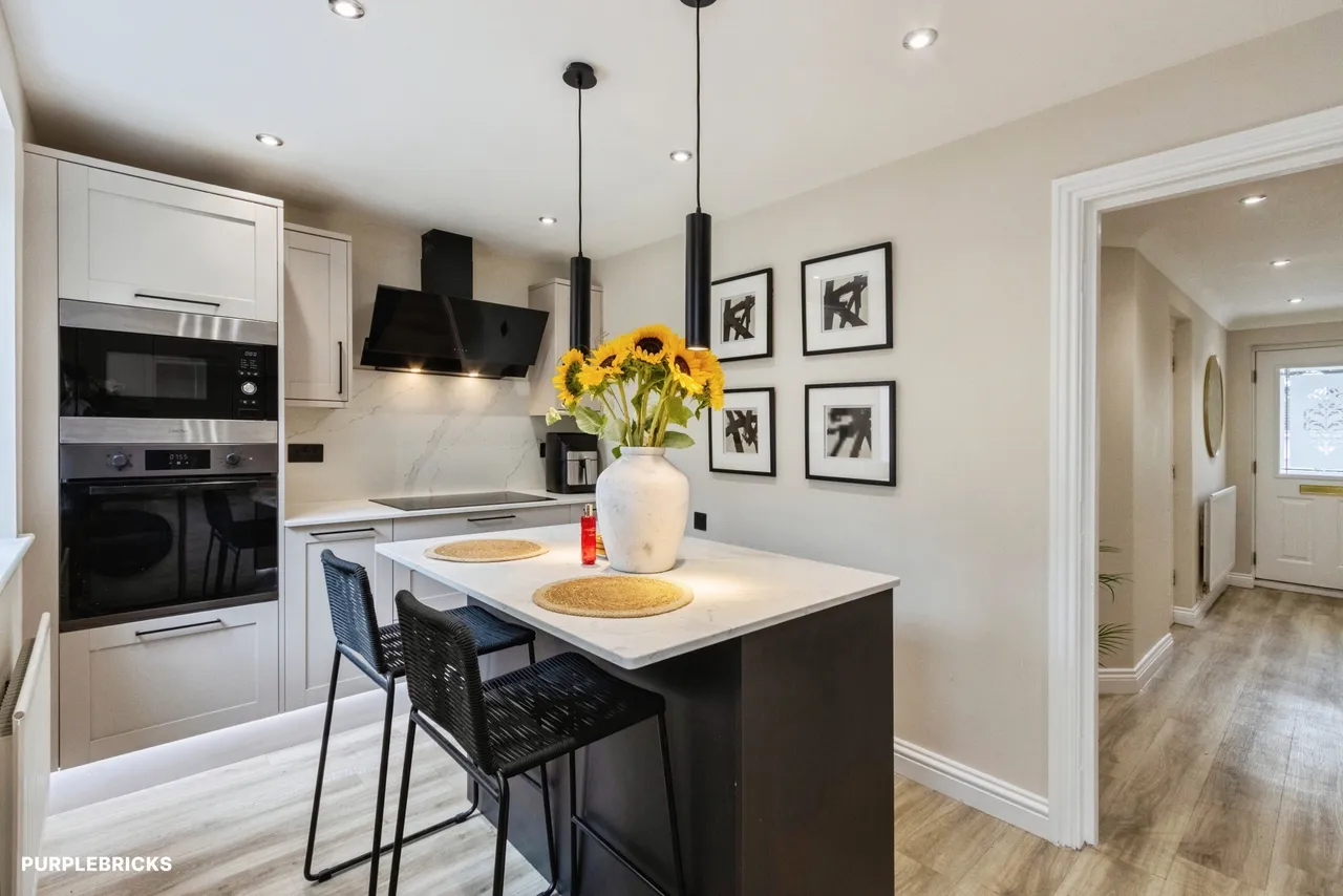 Fulneck Close, Leeds, LS11, photo 3