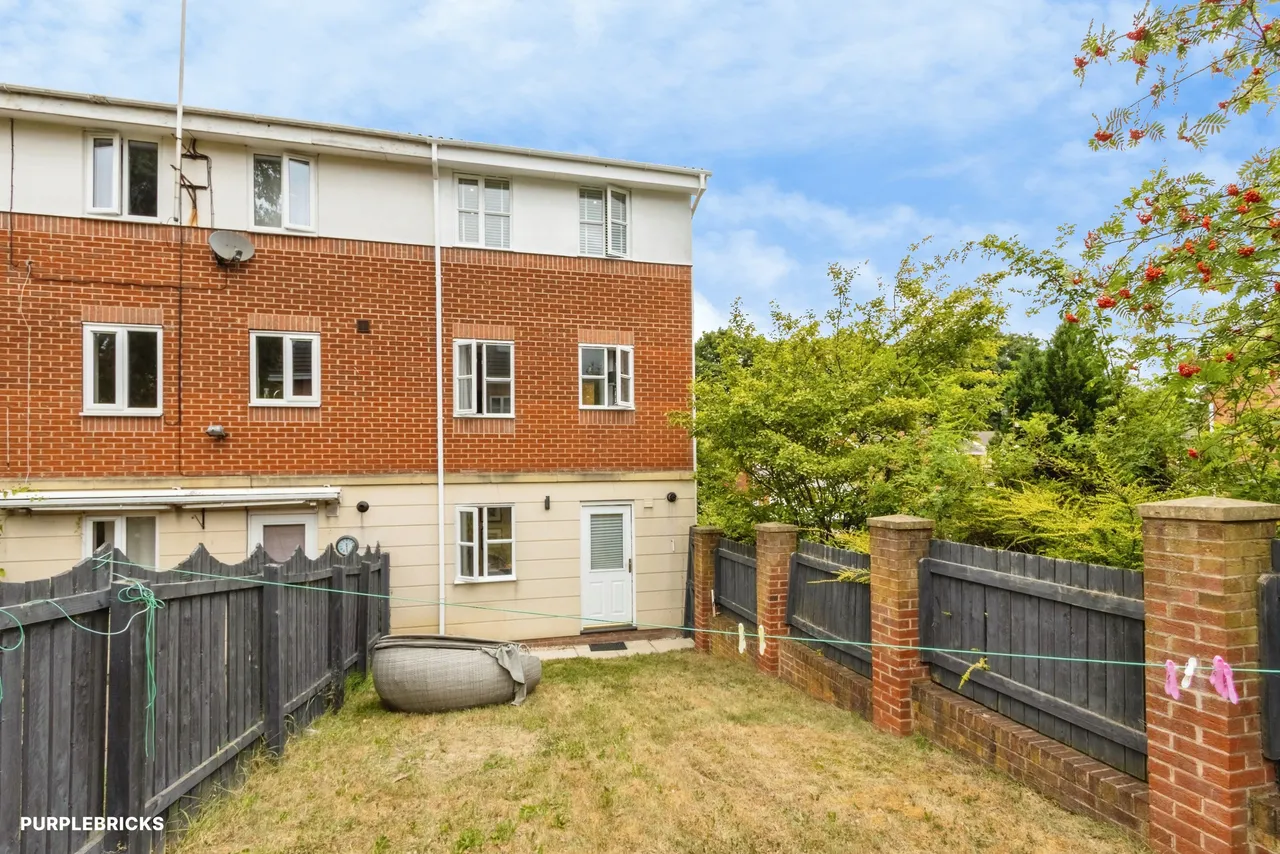 Fulneck Close, Leeds, LS11, photo 19