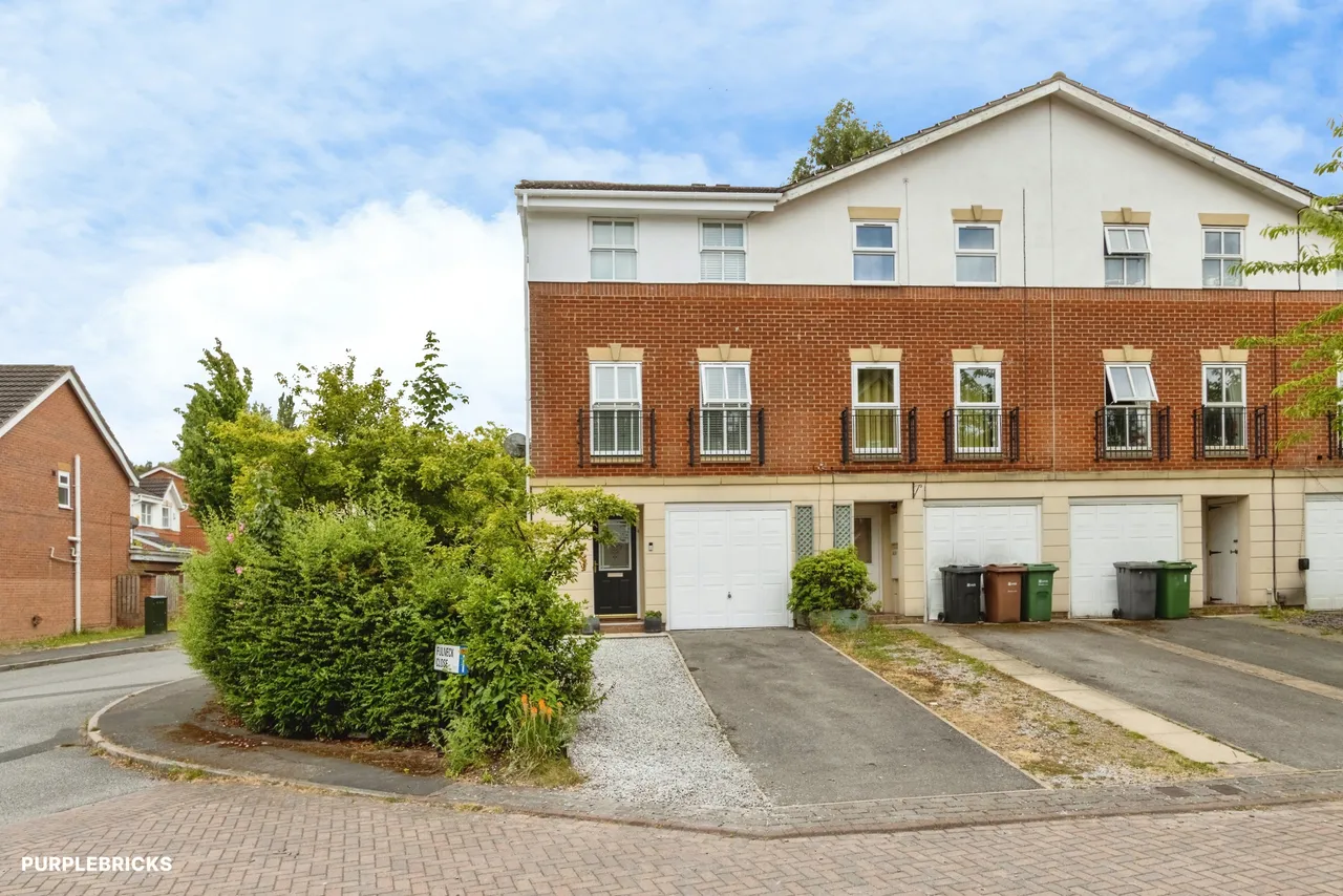 Fulneck Close, Leeds, LS11, photo 25