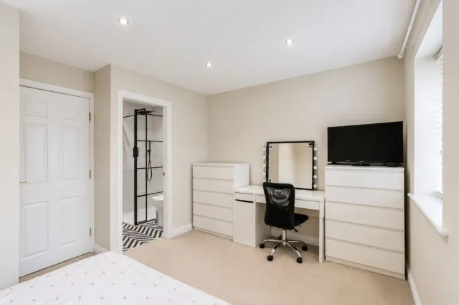 Fulneck Close, Leeds, LS11, photo 16