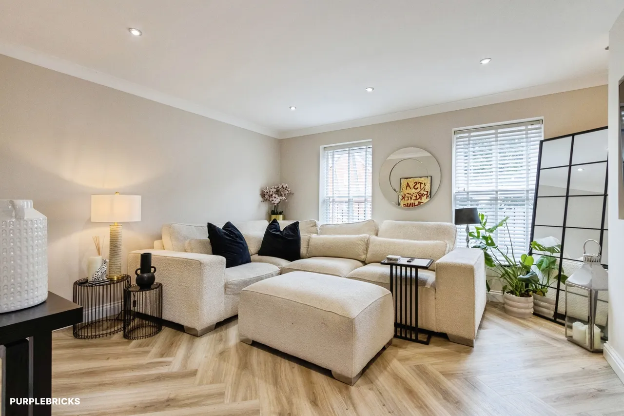 Fulneck Close, Leeds, LS11, photo 6