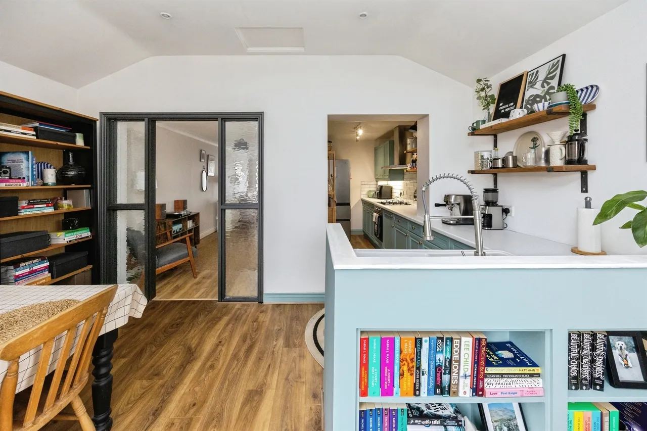 Manor House Drive, Kingsnorth, Ashford, photo 8