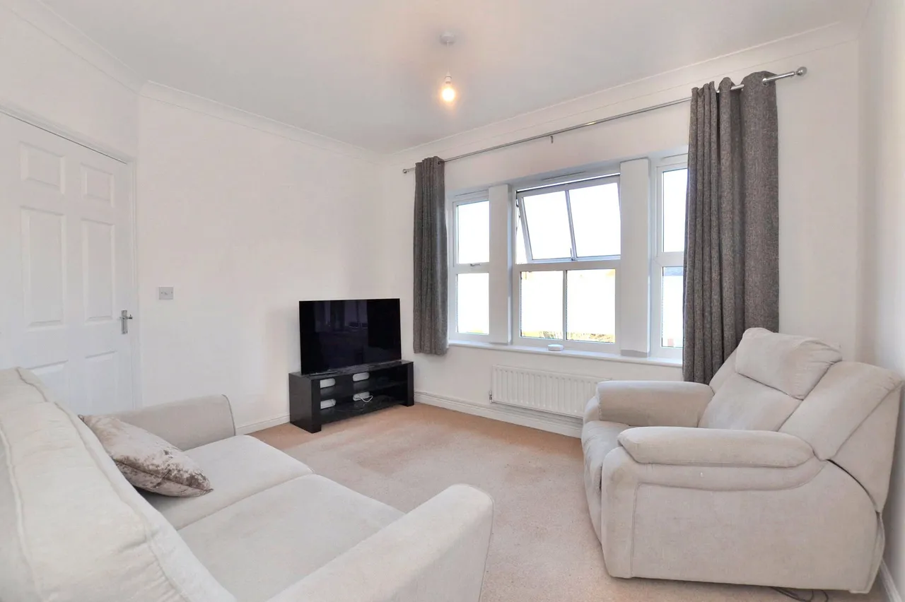 The Courtyard, Gloucestershire, London Road, GL1 3PS, photo 4