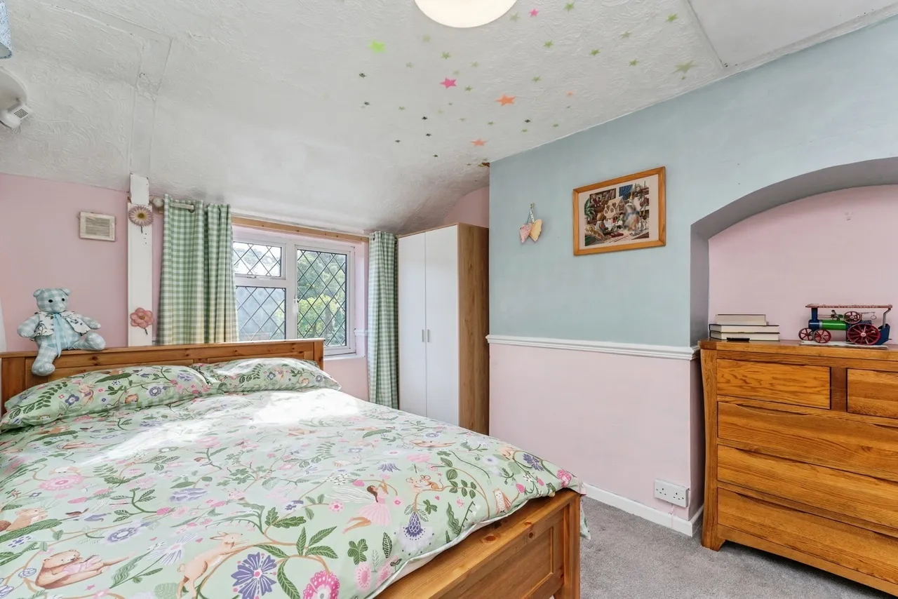 Greenfield Road, Holywell, CH8, photo 8