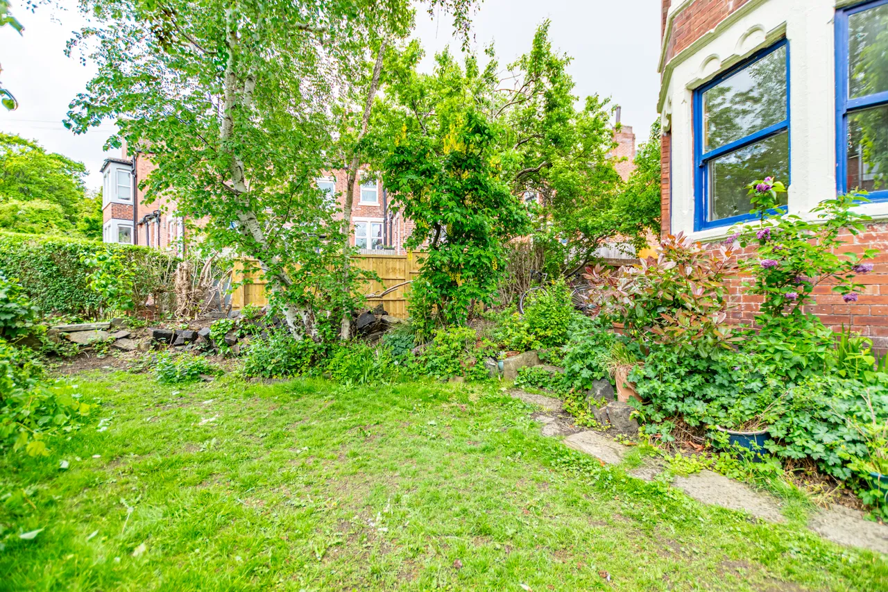 Avenue Crescent, Chapeltown, LS8, photo 23