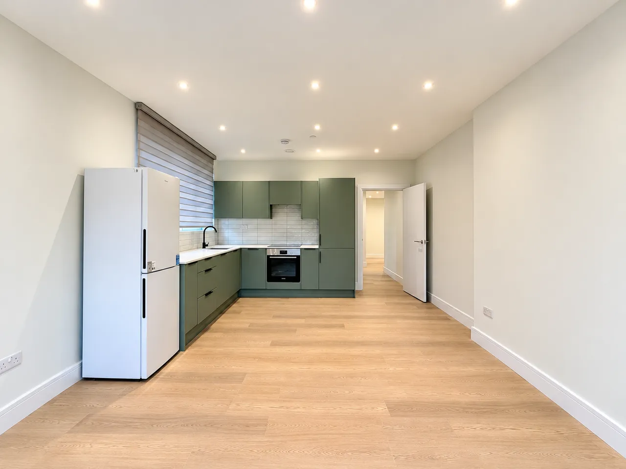 Dean Park Crescent, Bournemouth Town Centre, BH1, photo 3