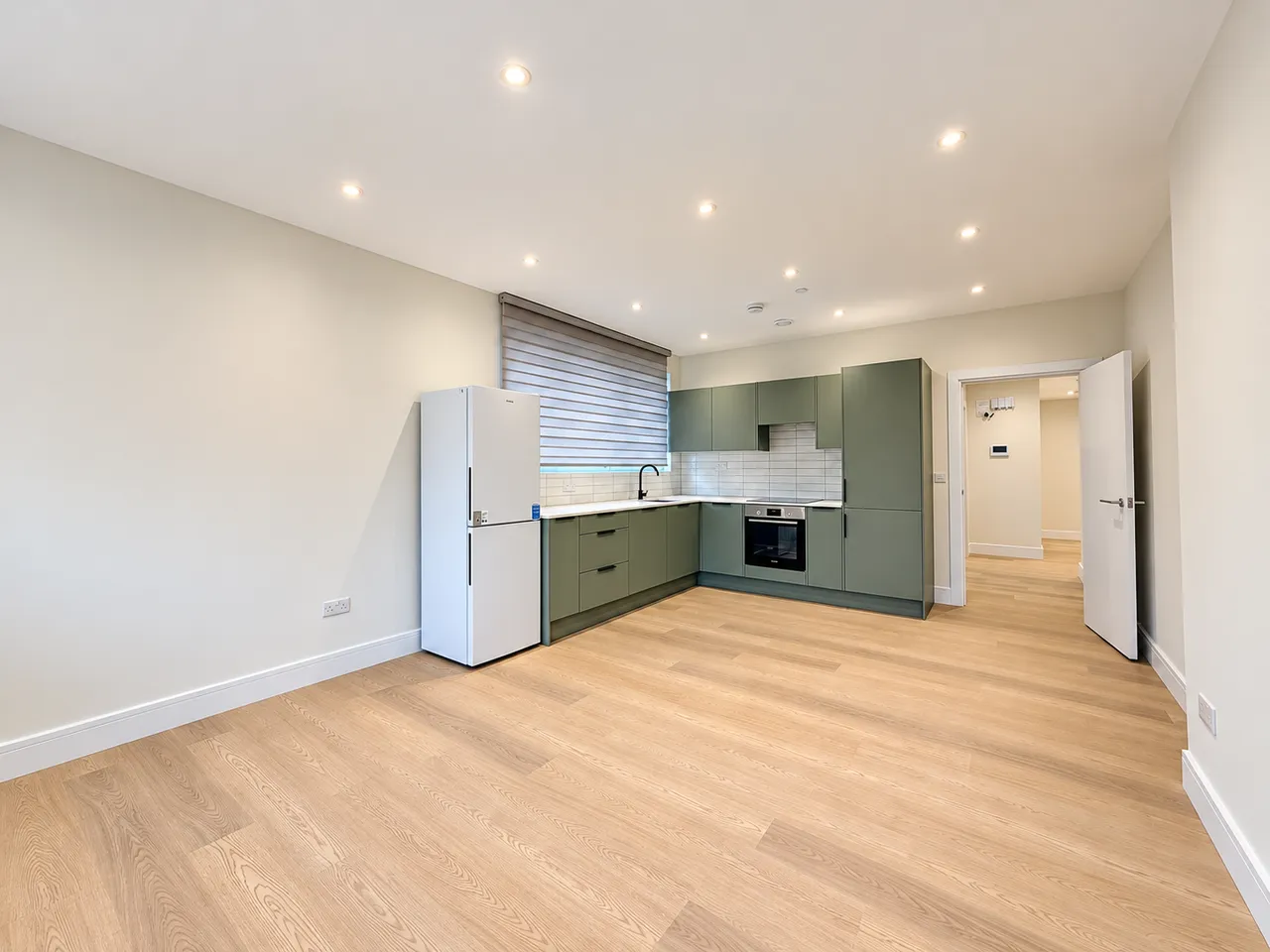 Dean Park Crescent, Bournemouth Town Centre, BH1, photo 2