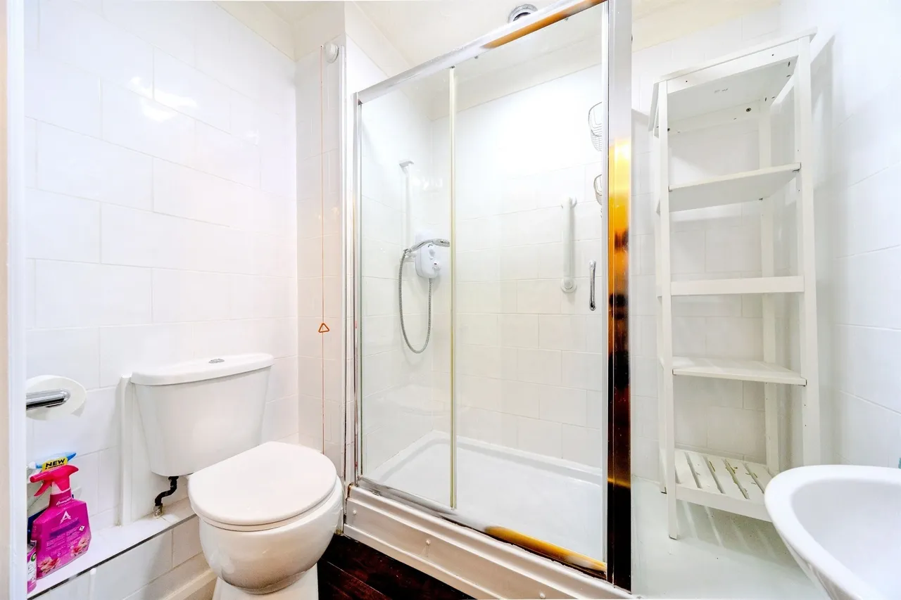 Lawnsmead Gardens, Newport Pagnell, MK16, photo 18