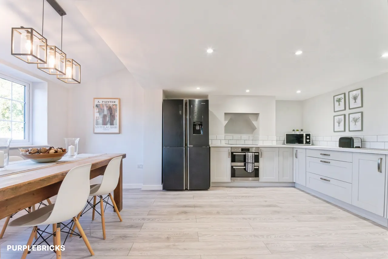 Eastsands, Marlborough, SN8, photo 5