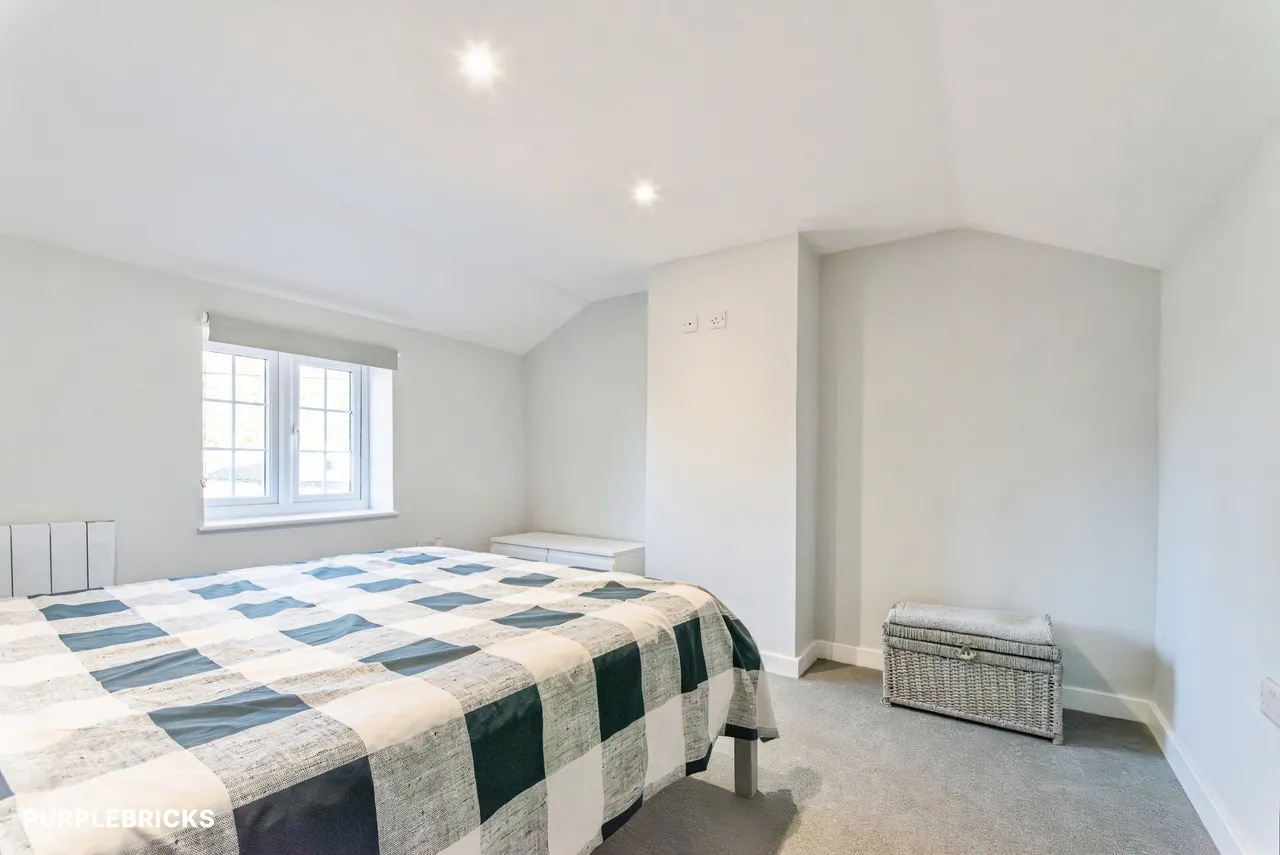 Eastsands, Marlborough, SN8, photo 17