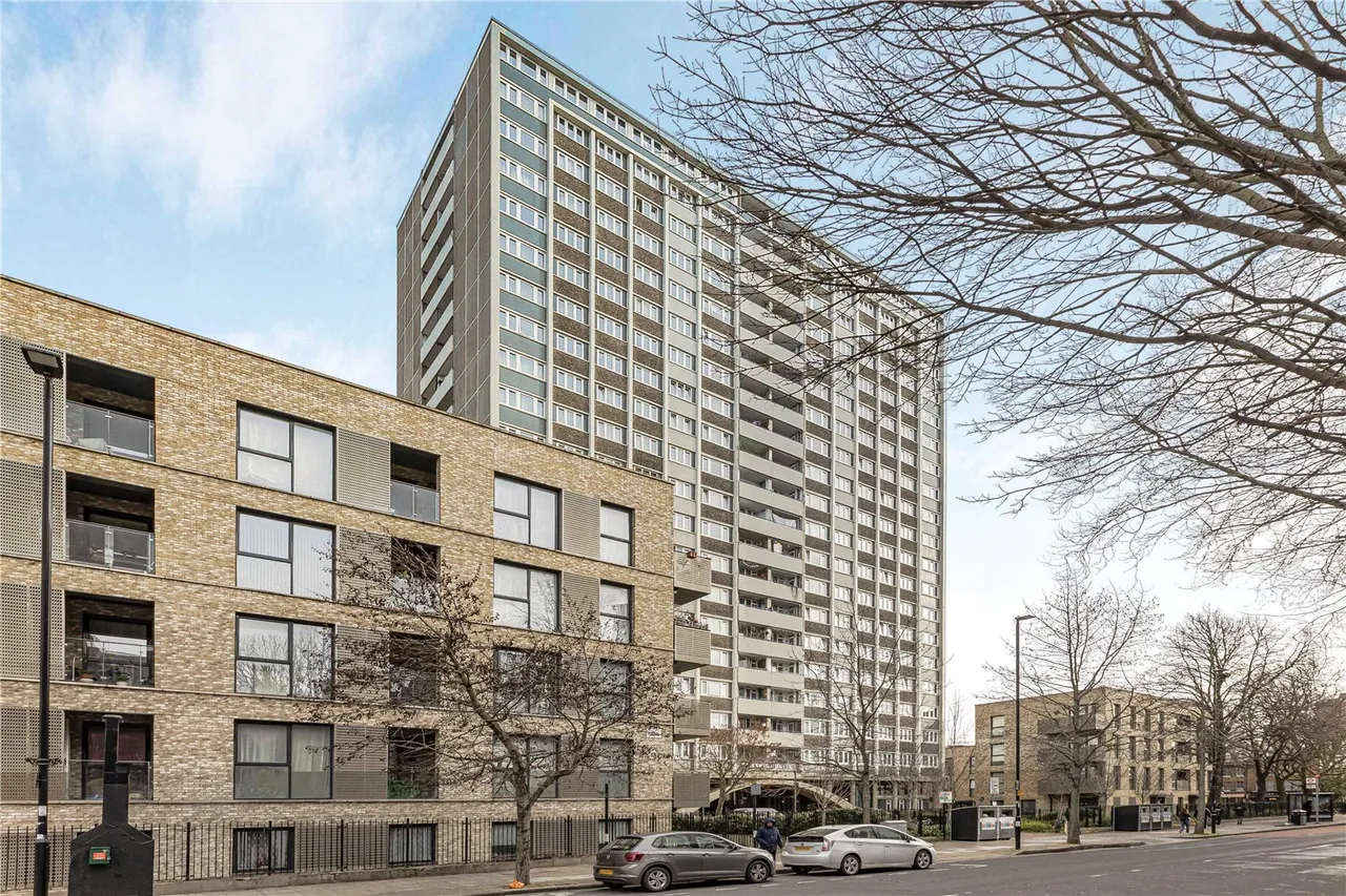3 bed flat to rent, Goswell Road, London, EC1V
