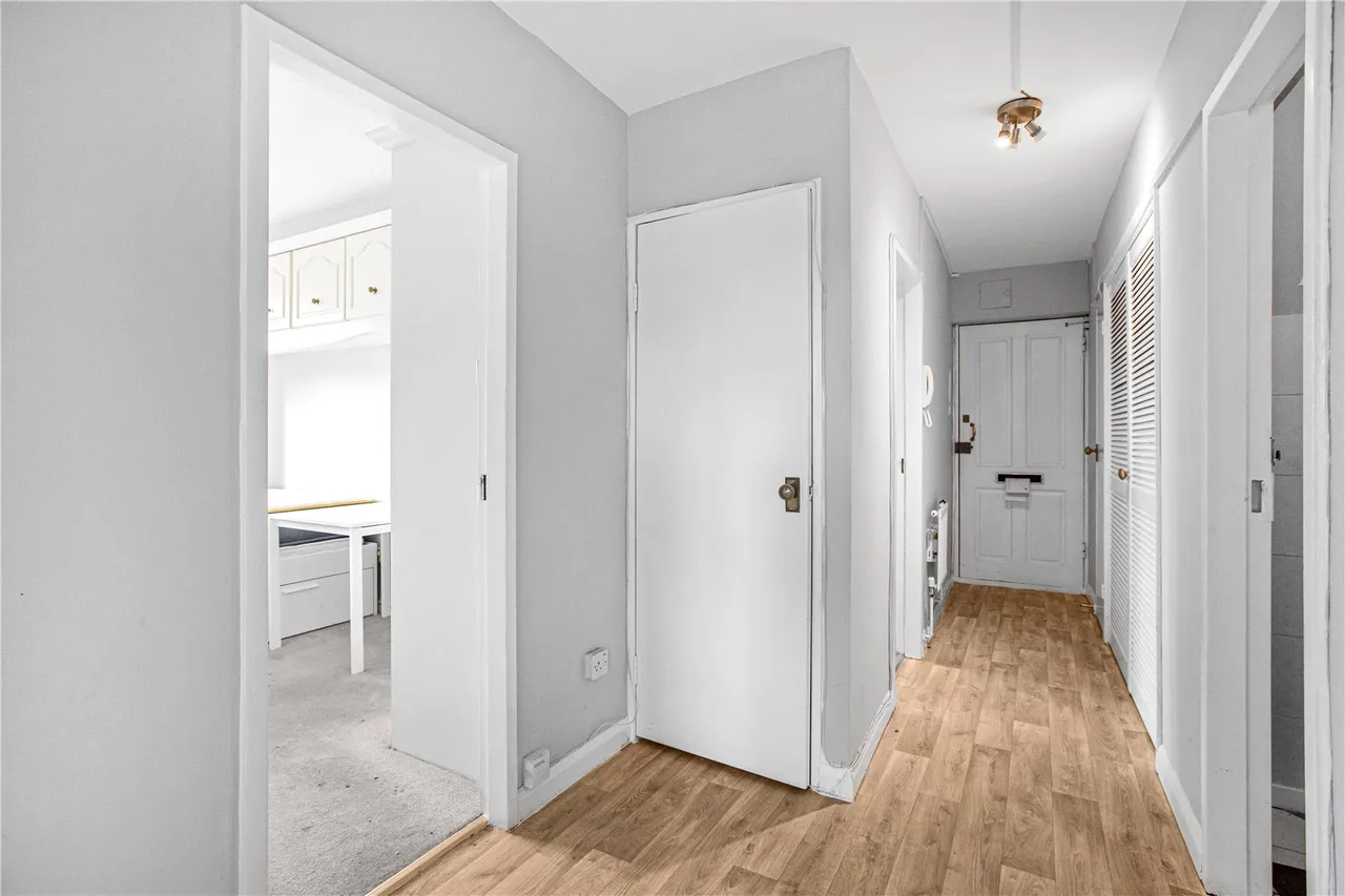 Goswell Road, London, EC1V, photo 6