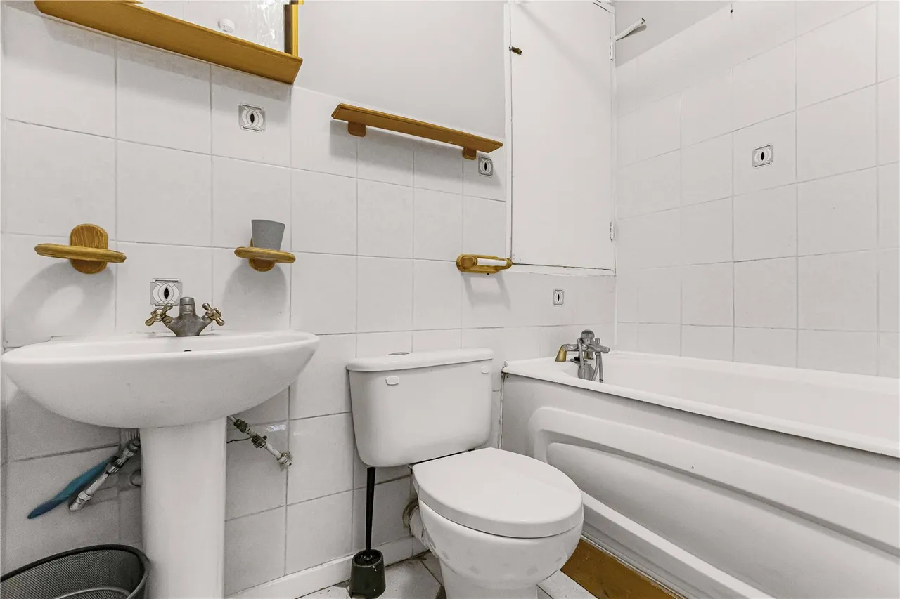 Goswell Road, London, EC1V, photo 15