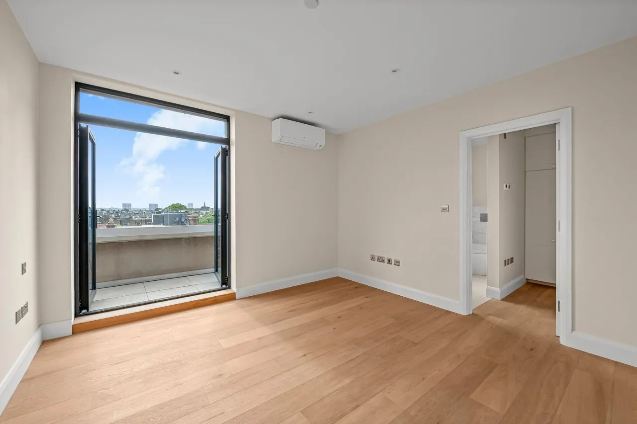 Saxon Hall, Palace Court, W2, photo 4