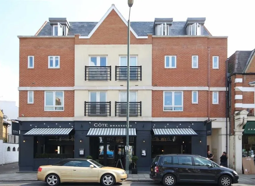 flat to rent — High Street, Teddington, TW11