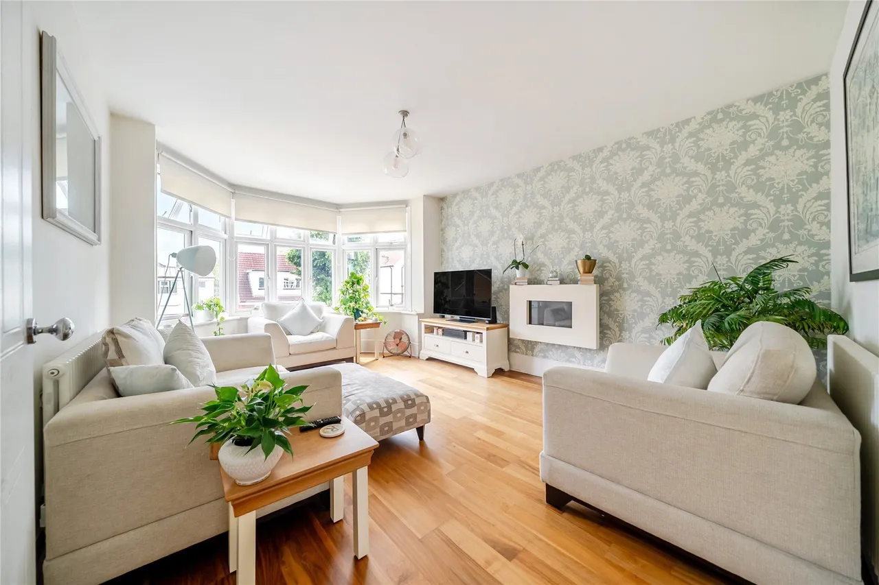 3 bed flat for sale — College Road, Bromley, BR1