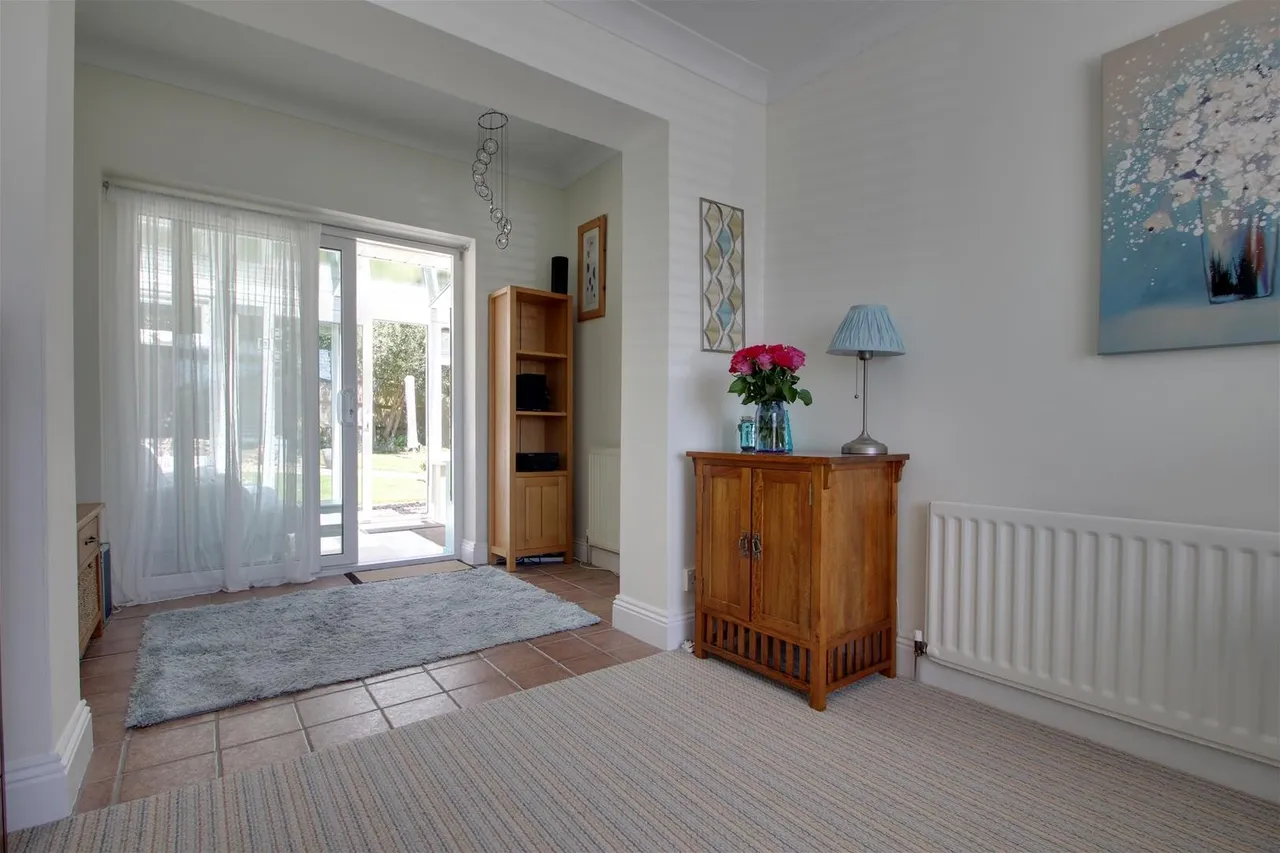 Cradock Place, Worthing, photo 23