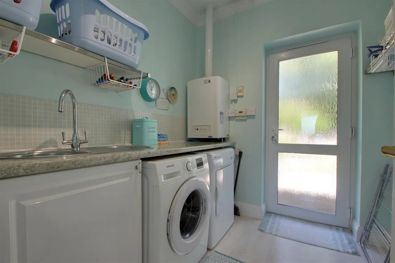Cradock Place, Worthing, photo 22