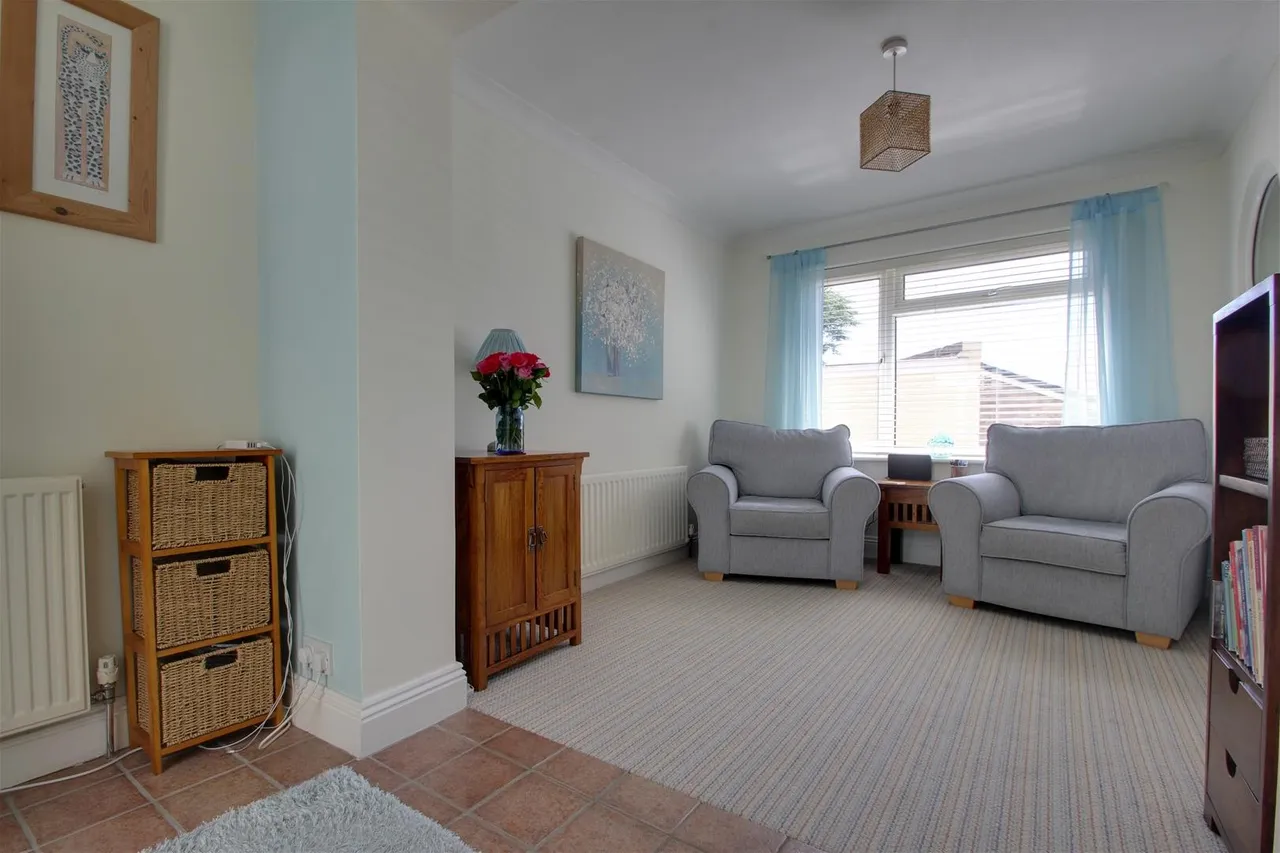 Cradock Place, Worthing, photo 25