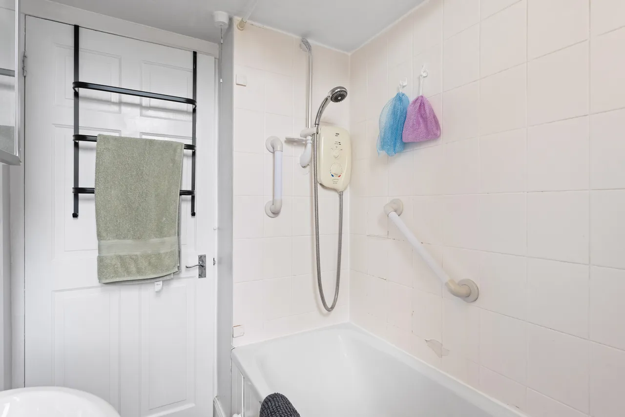 Wheatfield Place, Gorgie, EH11, photo 15