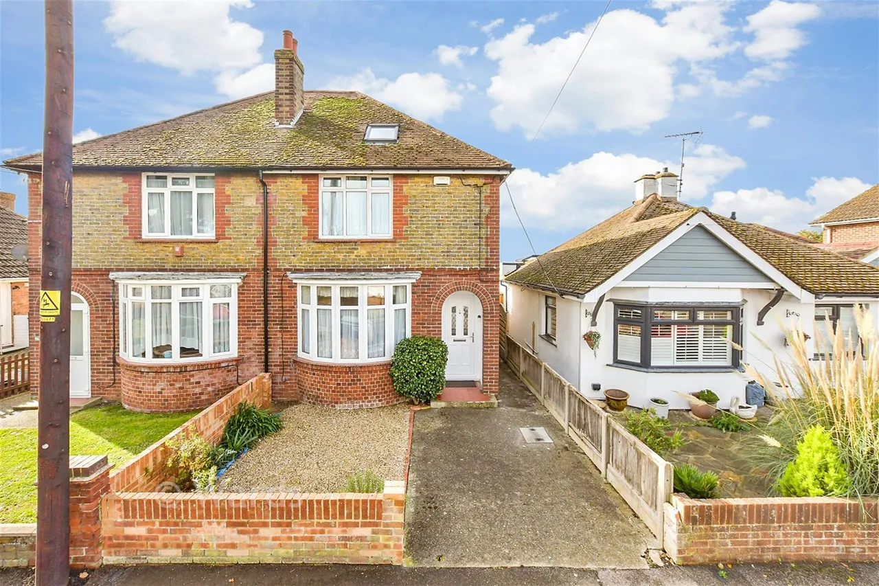 3 bed house for sale, King Edward Road, Birchington, CT7