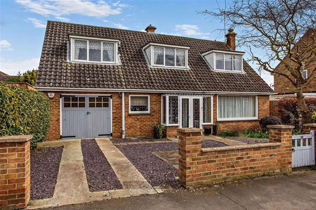 3 bed house for sale, Welmore Road, Glinton, PE6