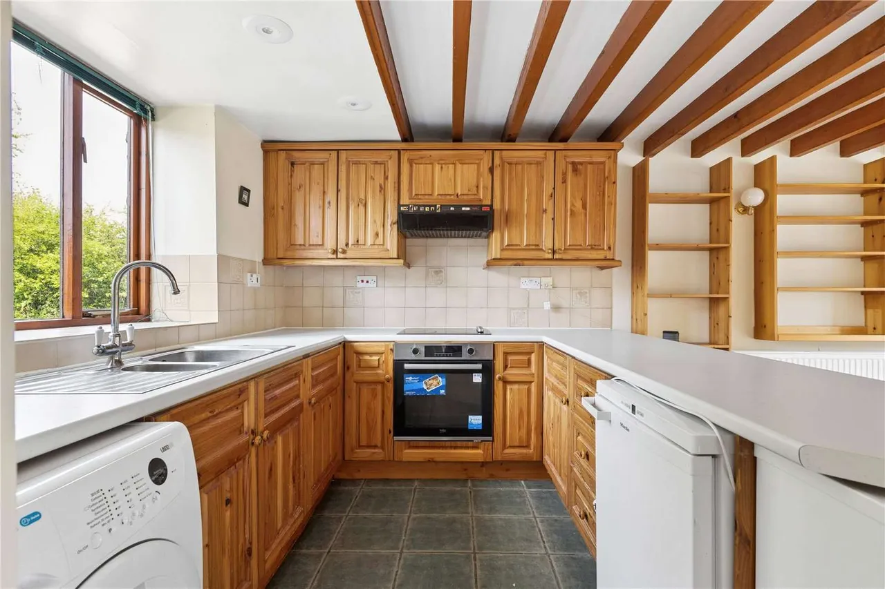 Main Road, Oddington, Moreton-in-Marsh, Gloucestershire, GL56 0UX, photo 4
