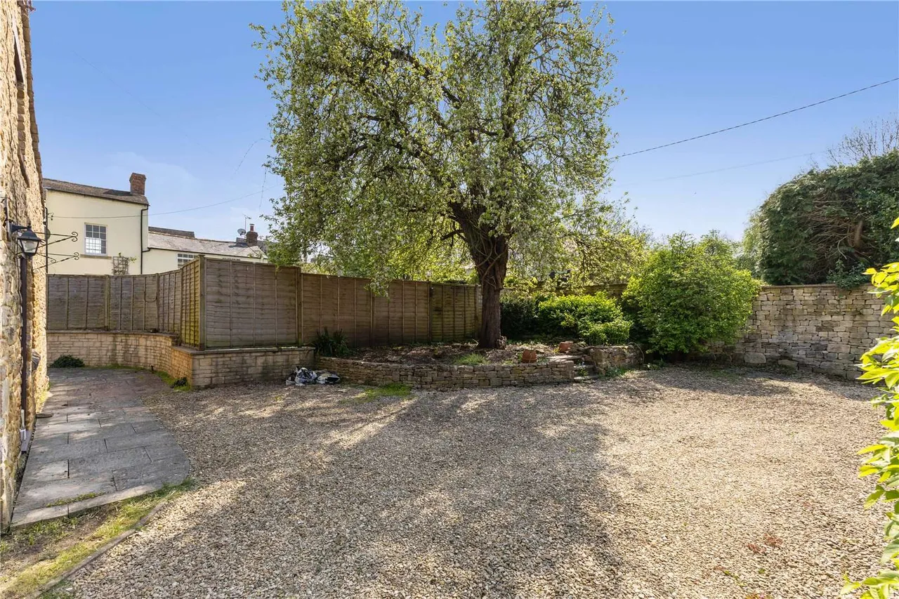Main Road, Oddington, Moreton-in-Marsh, Gloucestershire, GL56 0UX, photo 10